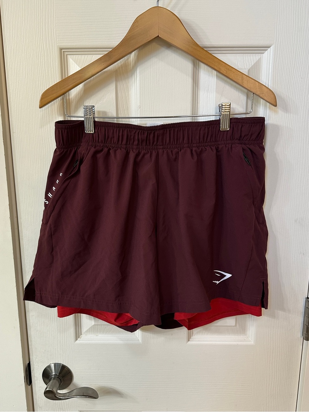 Gymshark Men’s Sport 2 in 1 Shorts Baked Maroon Red 5” Athletic Large